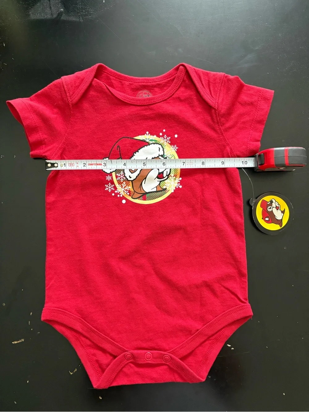 NWT Buc-ee’s Red 12 Month Christmas Bodysuit It’s Beginning To Look A Lot Like